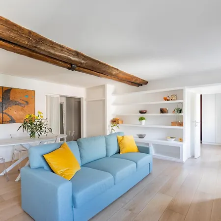 Iflat Bright & Spacious In Esquilino Daire